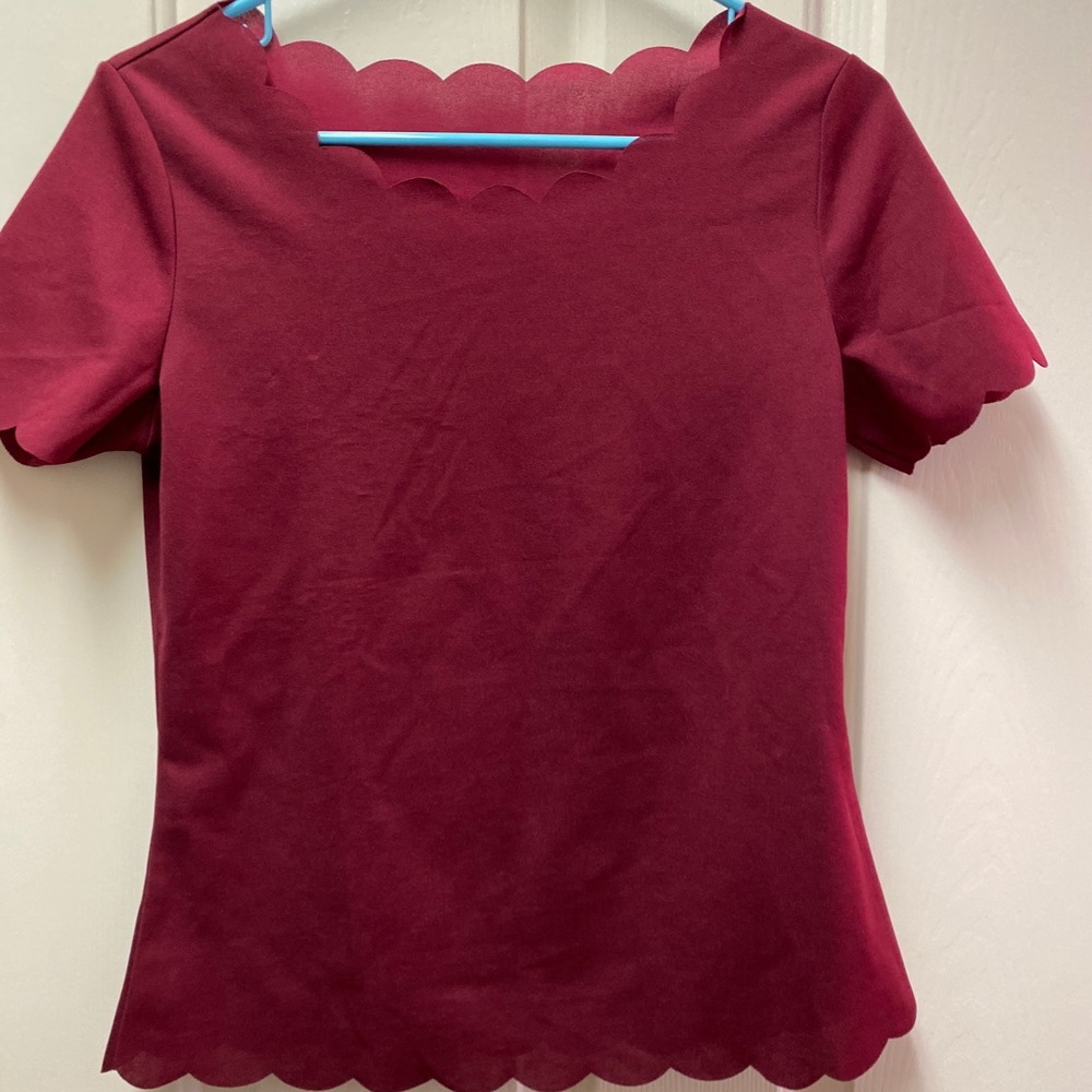 Super cute blouse never worn